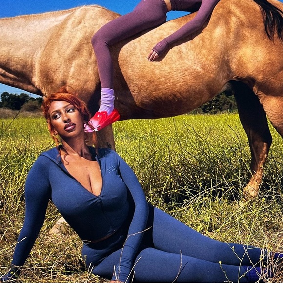 Body by Raven Tracy Body Basics Pants (Navy) - Picture 3 of 3